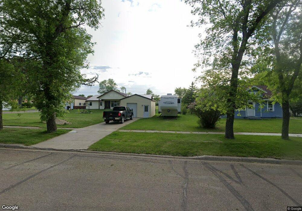124 Walnut St, Turtle Lake, ND 58575 - photo 1