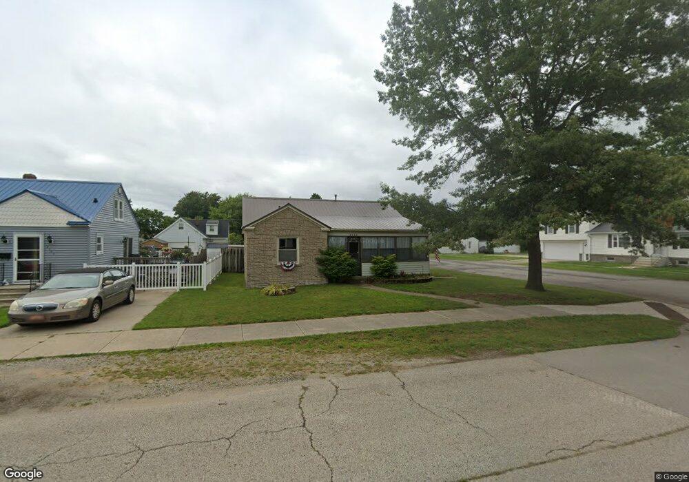 2300 15th Ave, Menominee, MI 49858 - photo 1