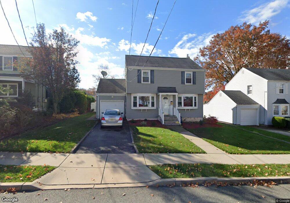 37 Larkspur Ln, Clifton, NJ 07013 - photo 1