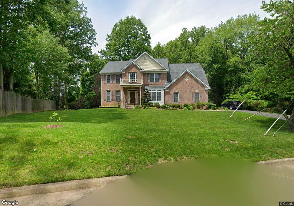 4732 Groves Ln, Fairfax, VA 22030 - photo 1