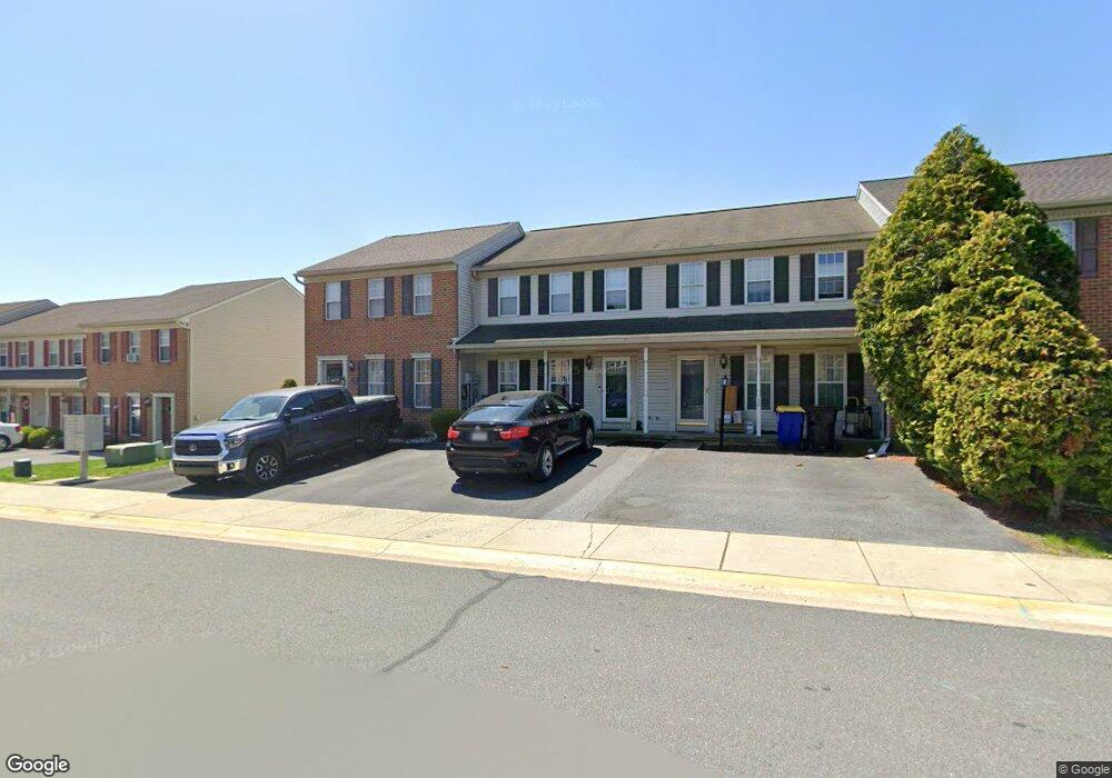 14 S Whisper Ln, New Holland, PA 17557 - photo 1