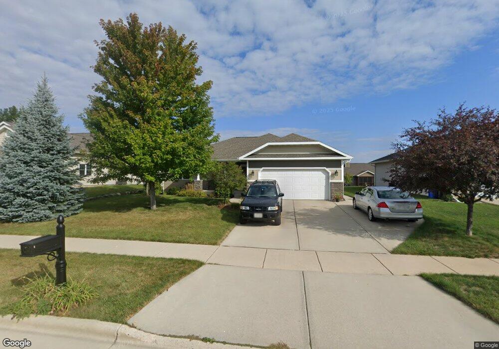 817 Sumac St, Oregon, WI 53575 - photo 1