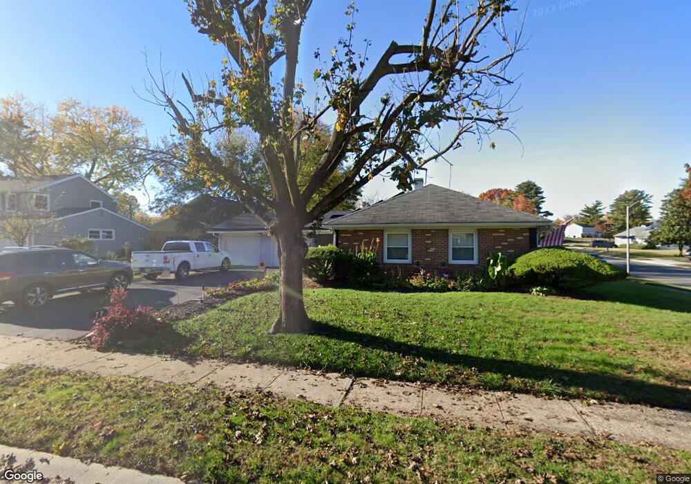 77 Pinetree Ln, Willingboro, NJ 08046 - photo 1