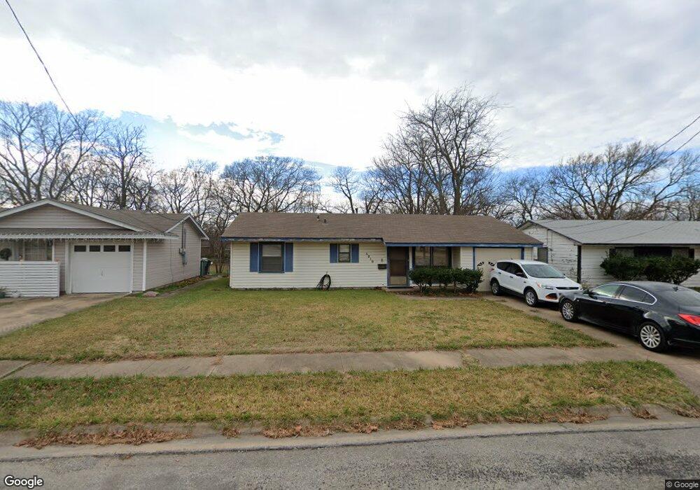 1210 N Bledsoe St, Sherman, TX 75090 - photo 1