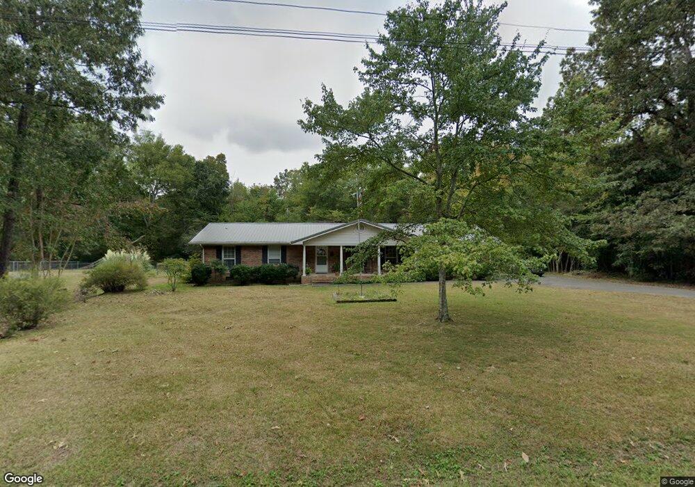 335 Sunrise Cir SE, Calhoun, GA 30701 - photo 1