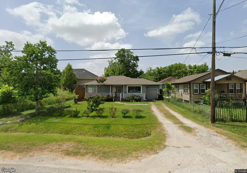 815 W Rittenhouse Rd, Houston, TX 77091 - photo 1