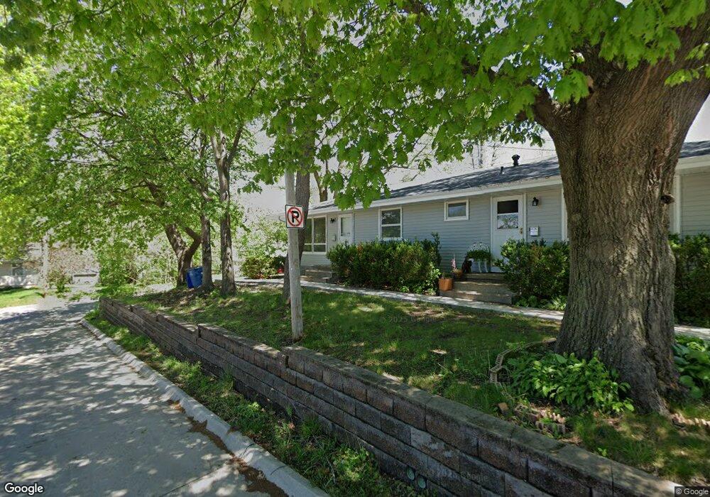 422 Broad St, Des Moines, IA 50315 - photo 1