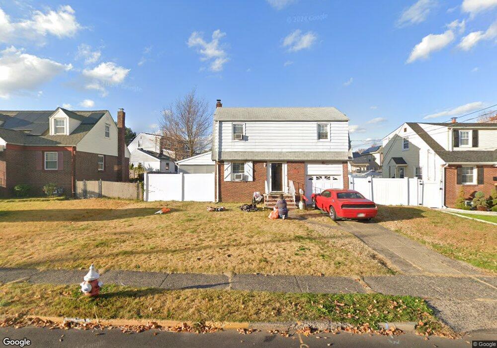 75 Hillman Dr, Elmwood Park, NJ 07407 - photo 1