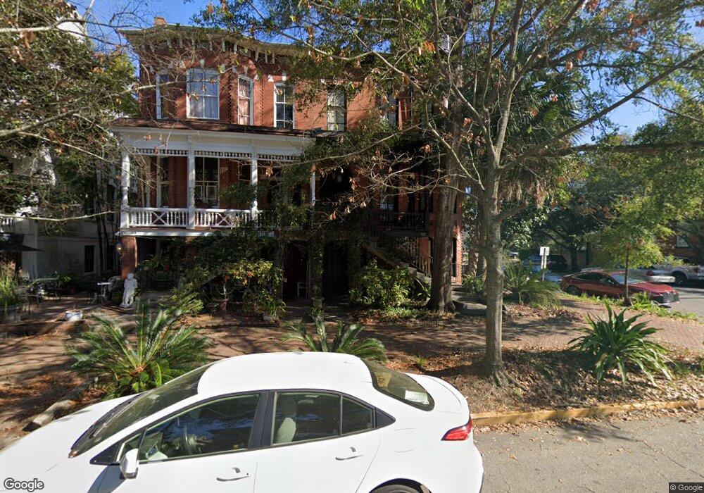 320 E Huntingdon St, Savannah, GA 31401 - photo 1