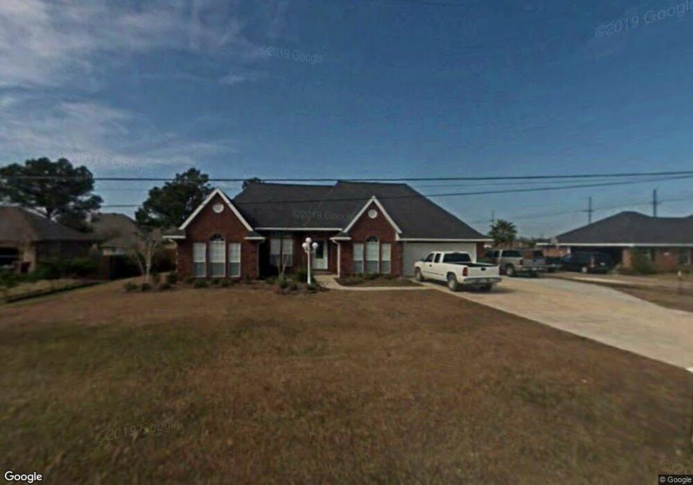 5706 Hemlock St, Lake Charles, LA 70605 - photo 1