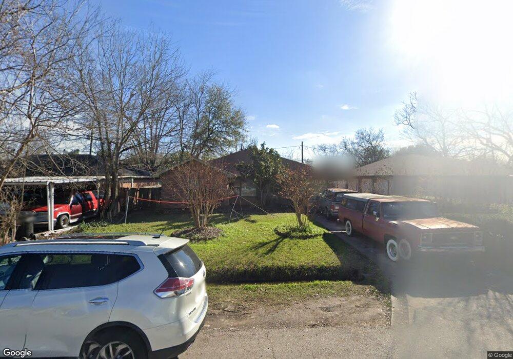 722 E 43rd St, Houston, TX 77022 - photo 1