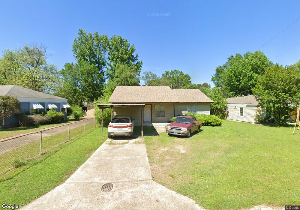 821 Singapore Dr, Wake Village, TX 75501 - photo 1