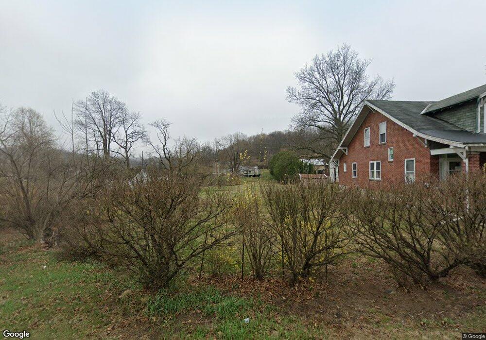 902 Fritztown Rd, Reading, PA 19608 - photo 1