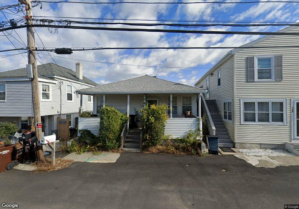 127 Railroad Ave, Salisbury, MA 01952 - photo 1