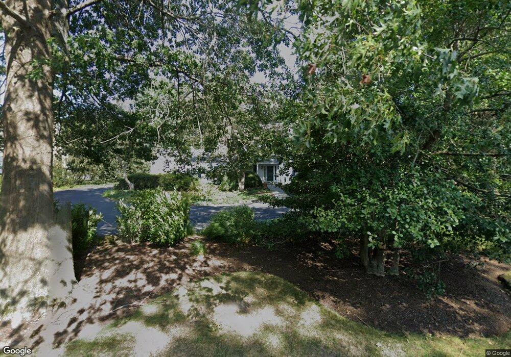 19 Searles Rd, Darien, CT 06820 - photo 1