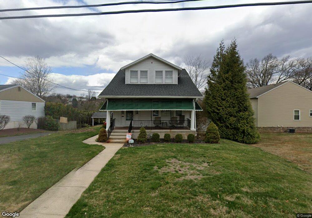117 W Madison St, Mohnton, PA 19540 - photo 1