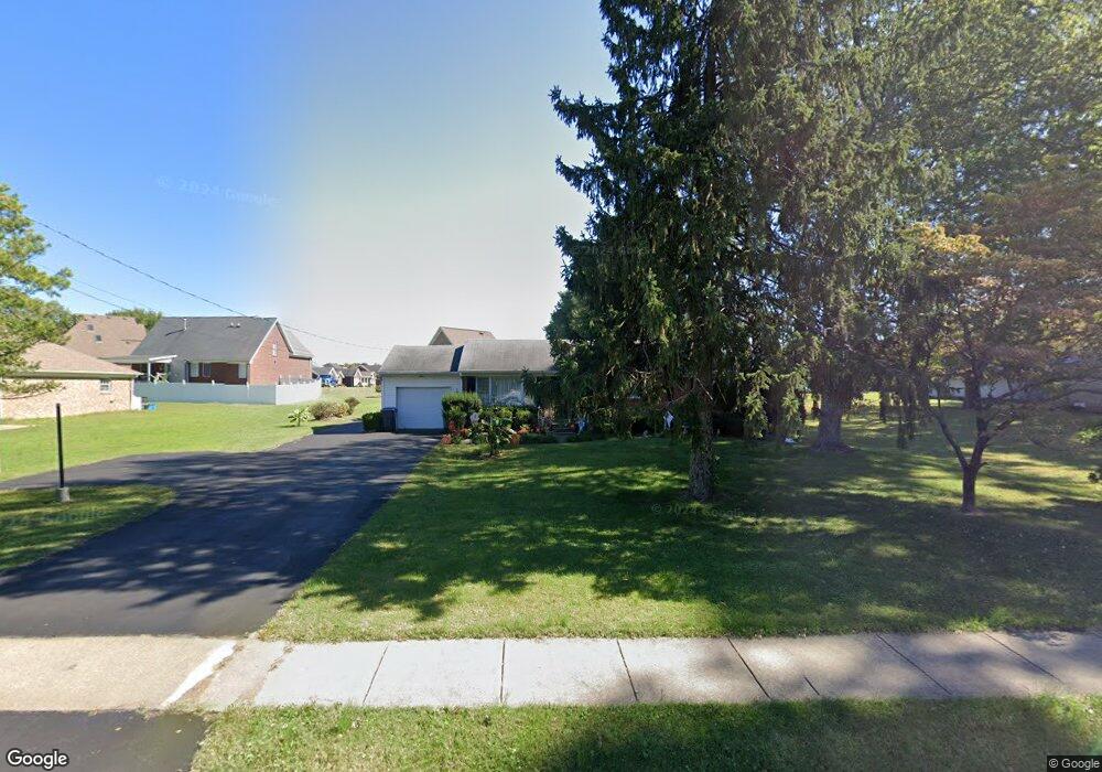 7801 Vaughn Mill Rd, Louisville, KY 40228 - photo 1