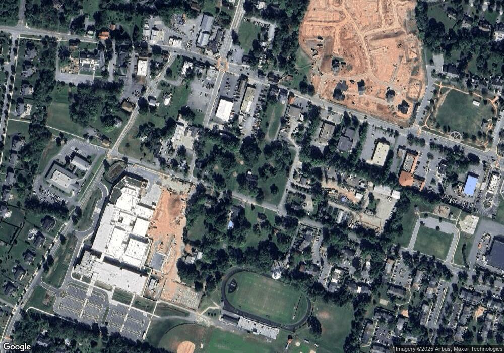 19915 Wootton Ave, Poolesville, MD 20837 - photo 1