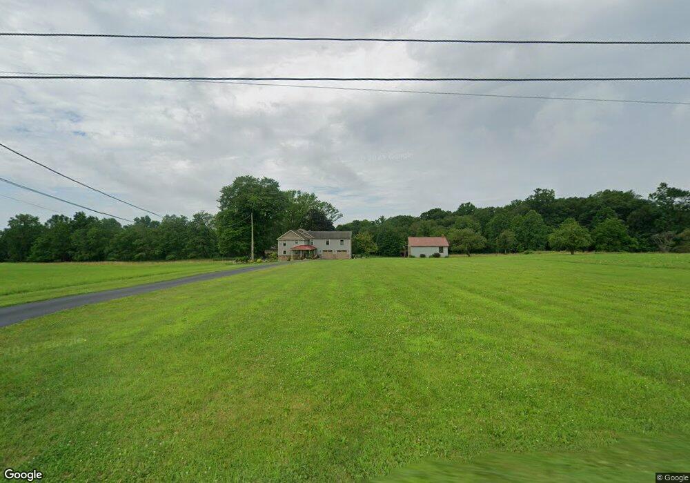 539 English Rd, Bath, PA 18014 - photo 1