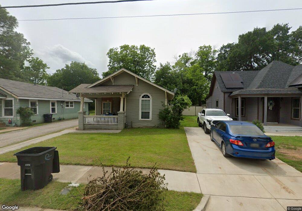 739 N Robinson St, Cleburne, TX 76031 - photo 1
