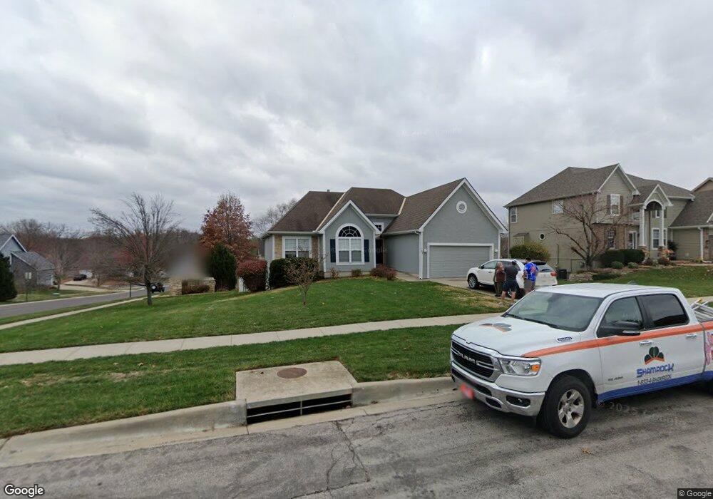 703 Rock Creek Dr, Lansing, KS 66043 - photo 1