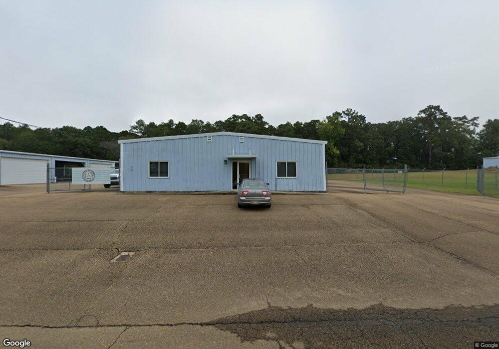 2012 Natchez Dr, McComb, MS 39648 - photo 1