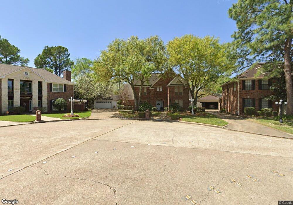7803 Capri Cir, Houston, TX 77095 - photo 1