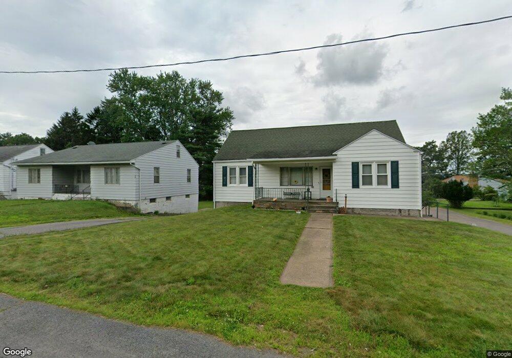 21 Scott St, Mountain Top, PA 18707 - photo 1