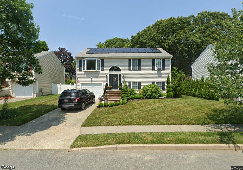 45 Slocum Farm Dr, North Dartmouth, MA 02747 - photo 1