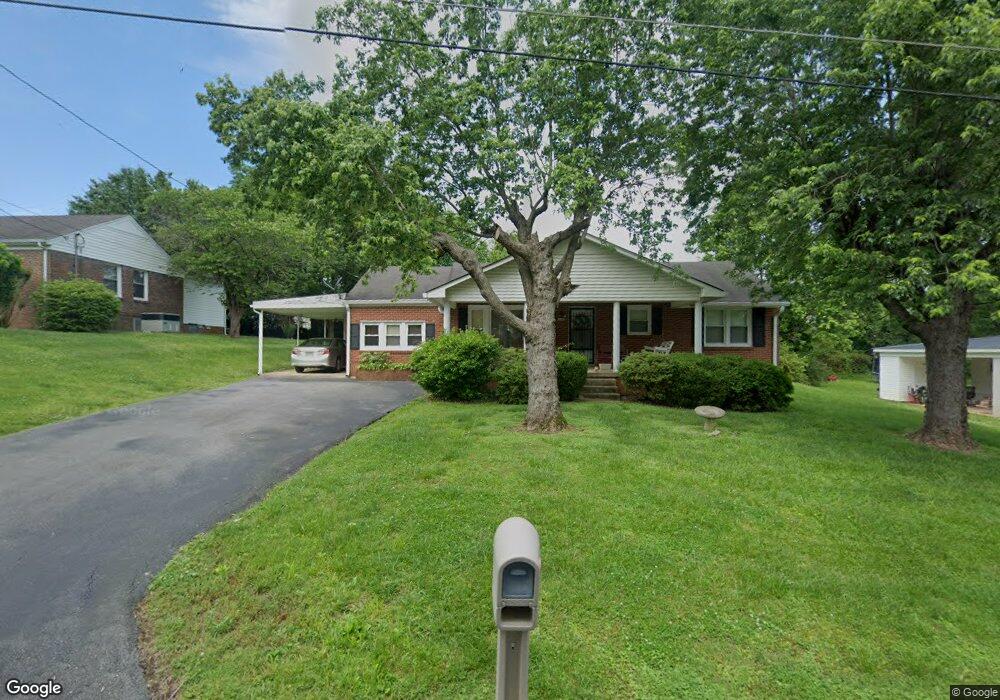 1102 Lindell Blvd, Shelbyville, TN 37160 - photo 1