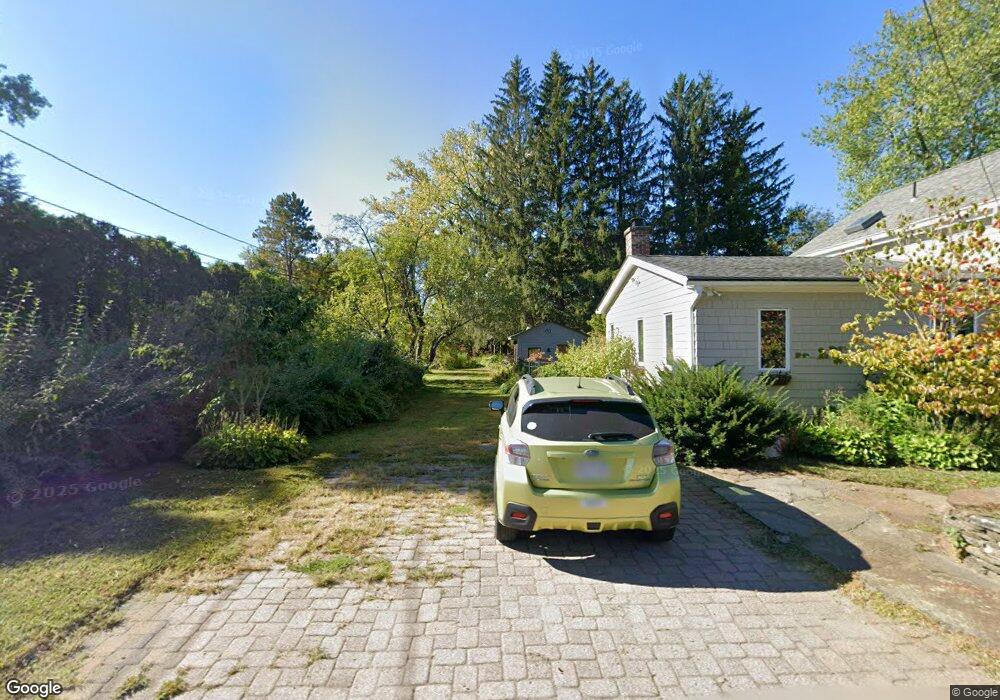 32 Burts Pit Rd, Northampton, MA 01060 - photo 1