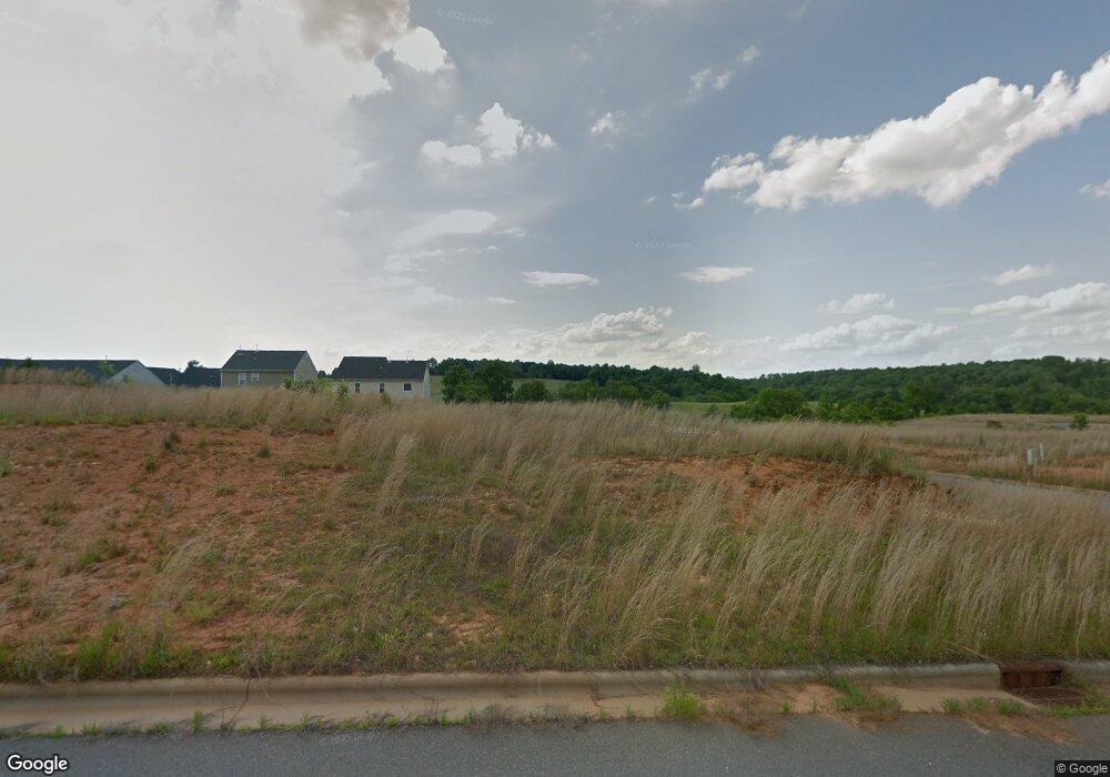 104 Fleming Dr, Statesville, NC 28677 - photo 1