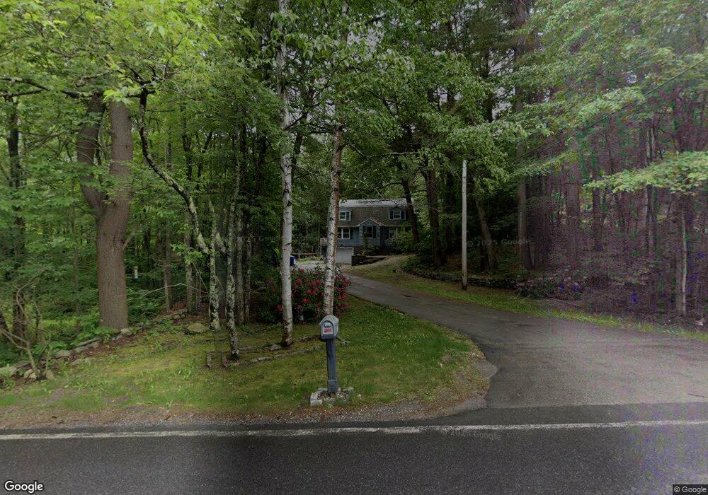 85 Hovey Rd, Londonderry, NH 03053 - photo 1