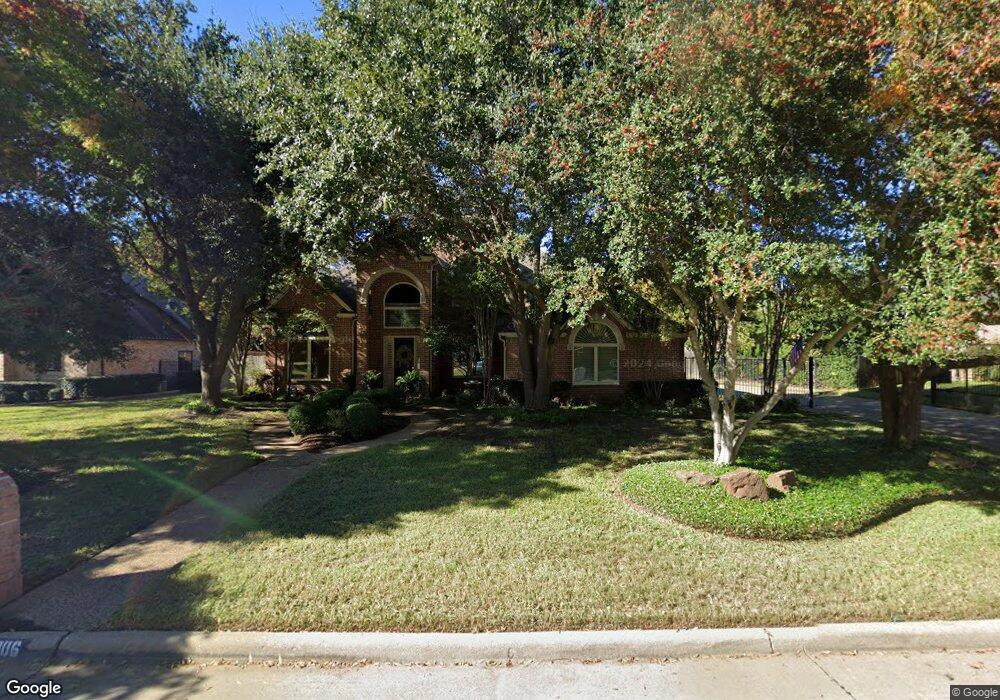 1006 Lake Forest Dr, Southlake, TX 76092 - photo 1
