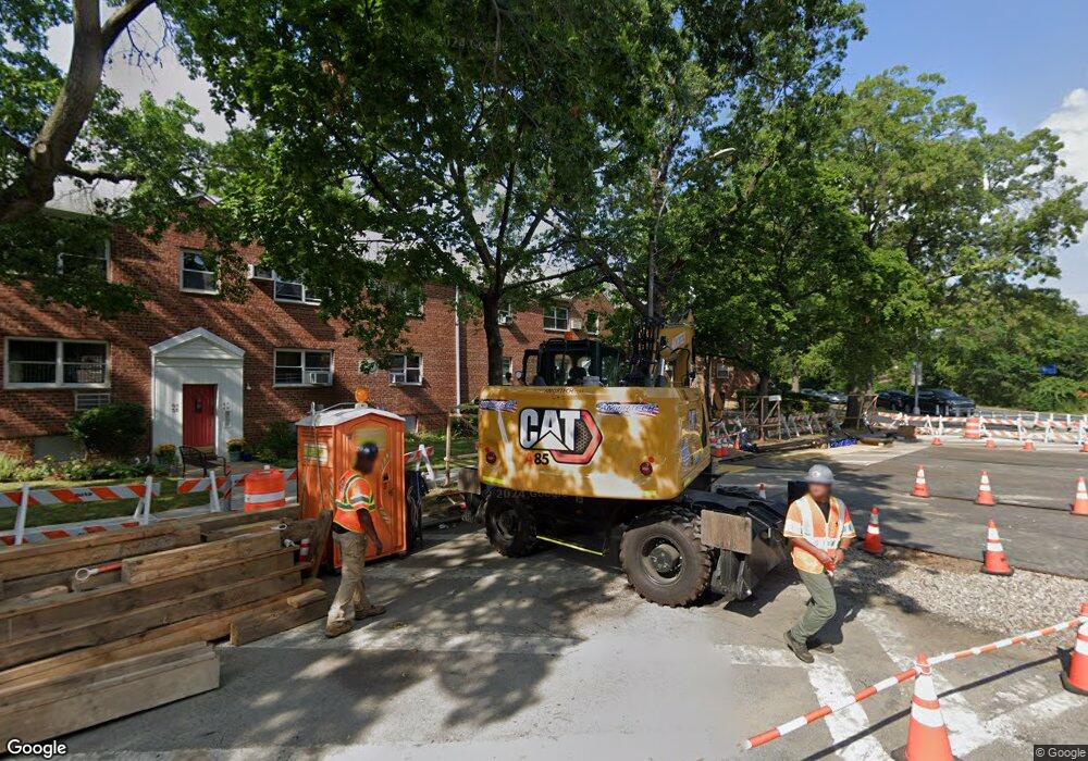 8157 156th Ave unit 1Left, Howard Beach, NY 11414 - photo 1