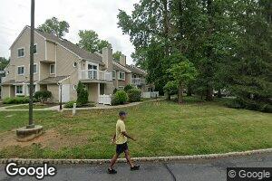 28 Wynwood Dr, Monmouth Junction, NJ 08852