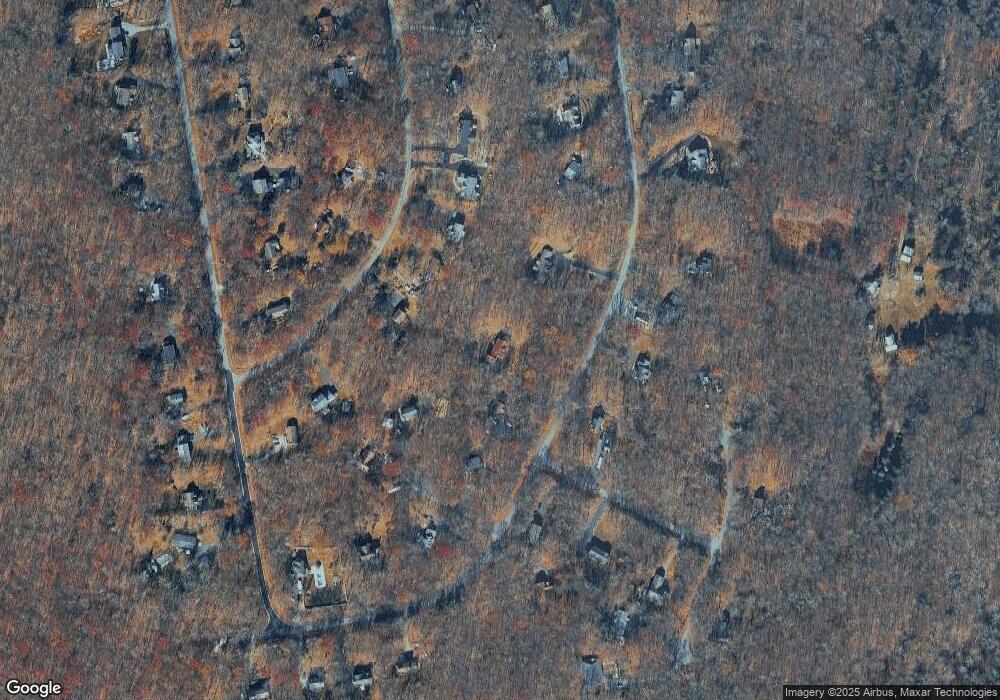 231 Locust Dr, Milford, PA 18337 - photo 1