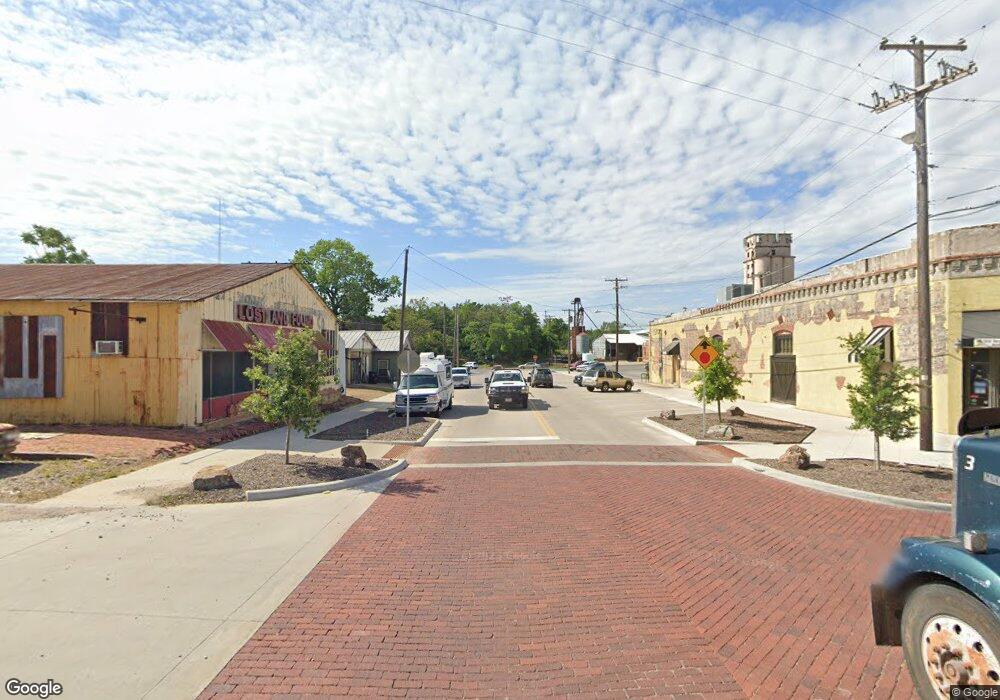 9 W Chestnut St, Denison, TX 75021 - photo 1