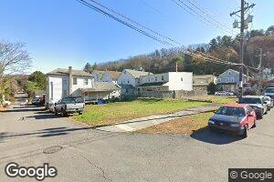 2 3rd St, Glen Lyon, PA 18617