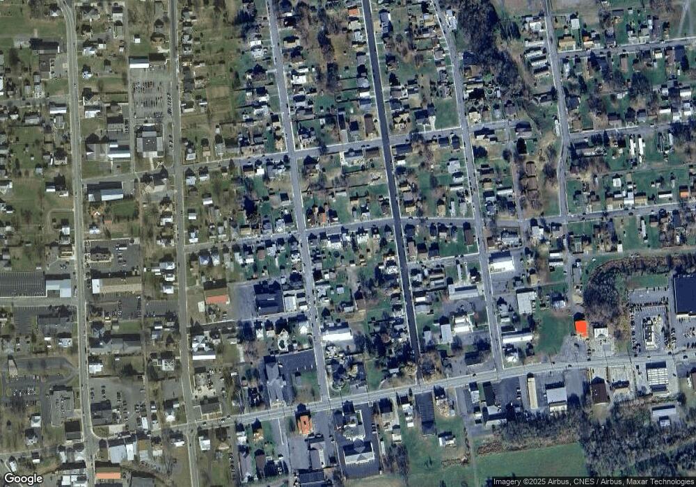 32 Central Ave, Petersburg, WV 26847 - photo 1