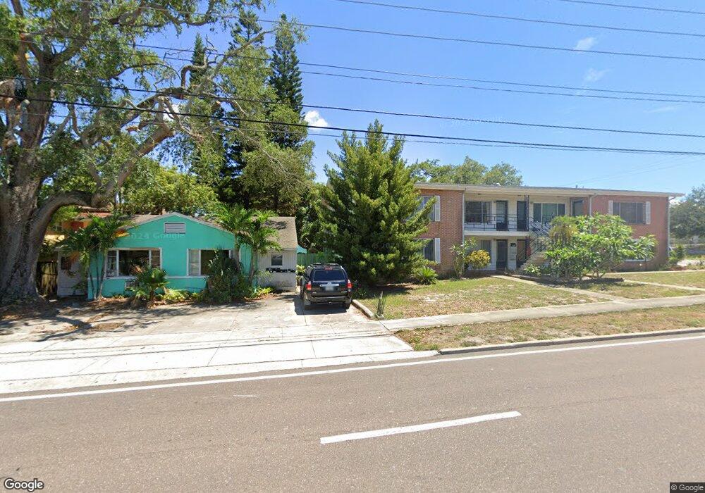 1317 Drew St, Clearwater, FL 33755 - photo 1