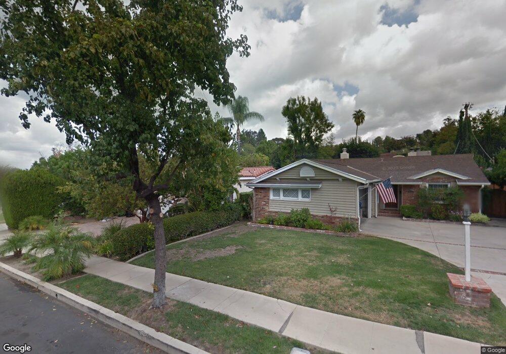 4736 Santa Lucia Dr, Woodland Hills, CA 91364 - photo 1