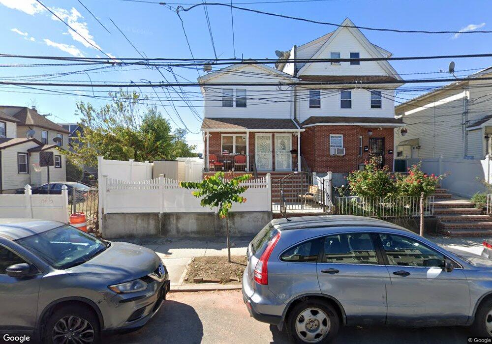 10750 165th St, Jamaica, NY 11433 - photo 1