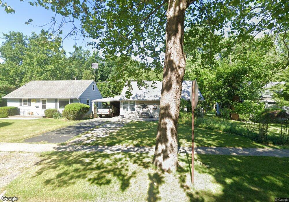 638 Flanders St, Chelsea, MI 48118 - photo 1