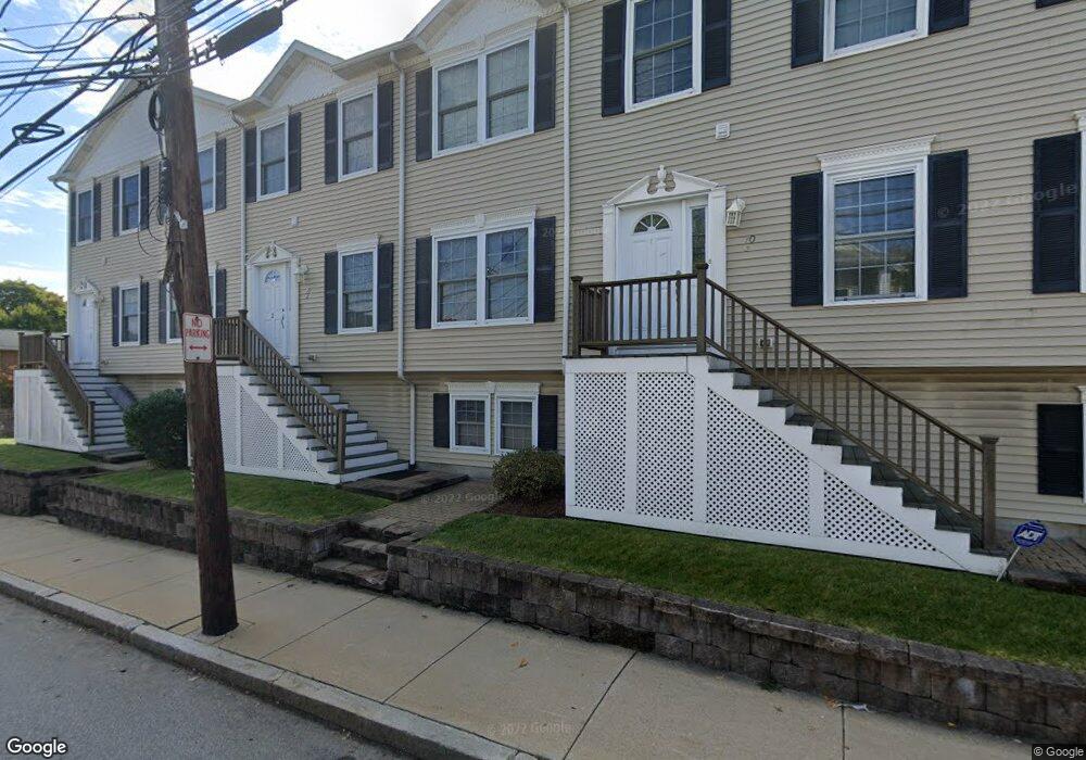 70 Pond St unit 3, Waltham, MA 02451 - photo 1