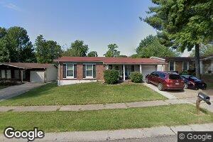 12119 El Camara Dr, Florissant, MO 63033