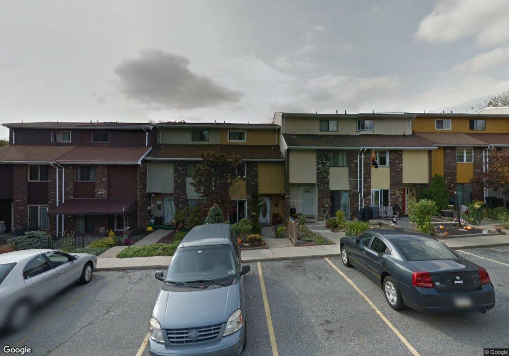 1562 Creekside Rd, Whitehall, PA 18052 - photo 1