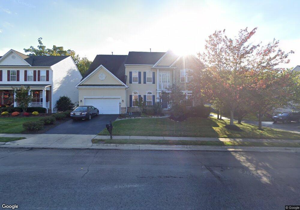 4966 Marshall Crown Rd, Centreville, VA 20120 - photo 1