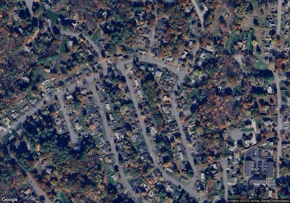 8 Richard Rd, Hudson, MA 01749 - photo 1