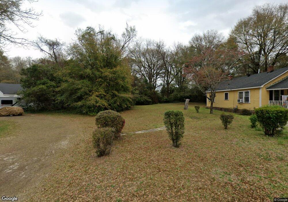 407 Davis St unit B, Fayetteville, NC 28305 - photo 1